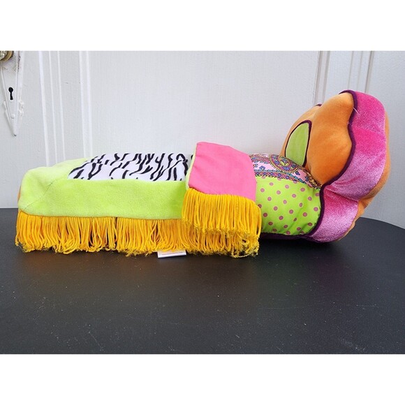 Groovy Girls Retired Doll Colorful Y2K Bed with Blanket Accessory - Collectible - Picture 4 of 13